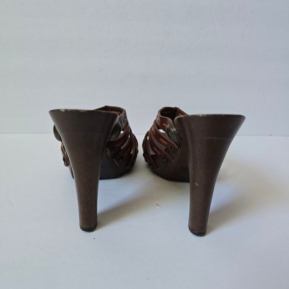 Dolce & Gabbana Wooden Heels Size 36 1/2 (US size 6) Small Flaw see Description - Picture 5 of 13